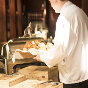 waiter, bread, deliver-492872.jpg